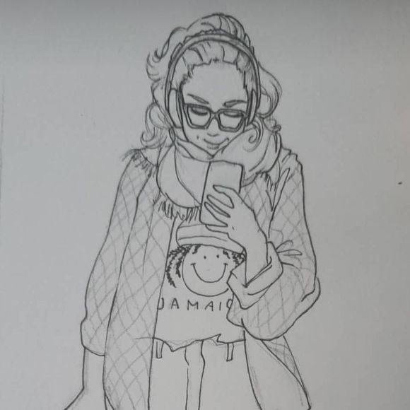 Meet your Posher, Cassandra - Picture 1 of 1